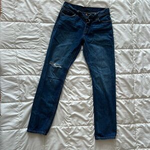 Levi Strauss & Co button fly W27 distressed, straight leg sz4 inseam 30